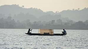 Dumboor Lake